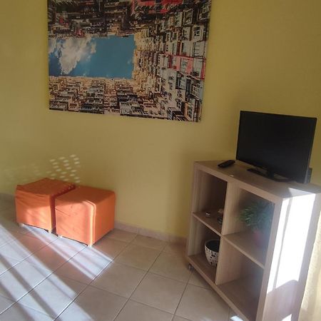 Cosy Apartment By The Sea Metamorfosi  Esterno foto