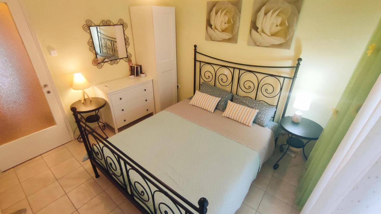 Cosy Apartment By The Sea Metamorfosi  Esterno foto