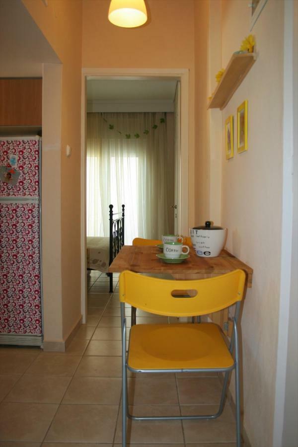 Cosy Apartment By The Sea Metamorfosi  Esterno foto