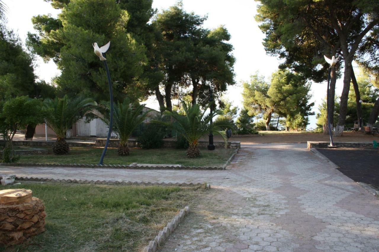 Cosy Apartment By The Sea Metamorfosi  Esterno foto