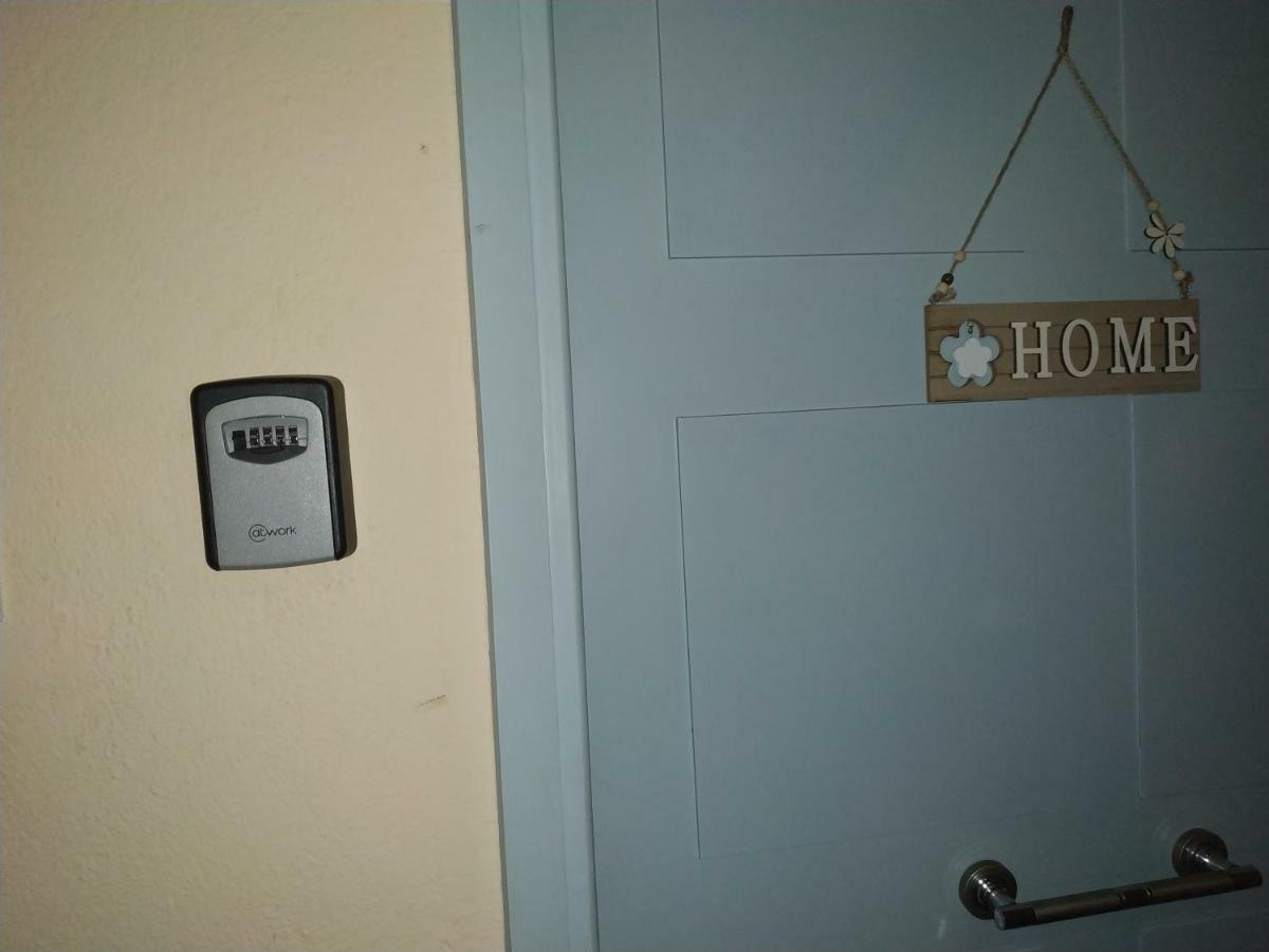 Cosy Apartment By The Sea Metamorfosi  Esterno foto